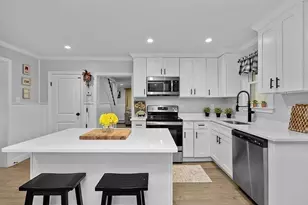 25 Lyman St, North Attleboro, MA 02760 - Photo 9