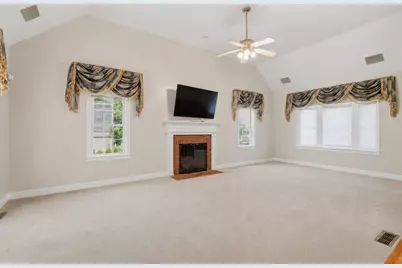 61 Indian Head Road, Framingham, MA 01701 - Photo 13