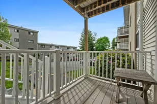 37 Hosmer St, Marlborough, MA 01752 - Photo 15