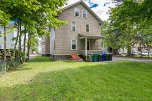 13 Munroe St, Northampton, MA 01060 - Photo 7