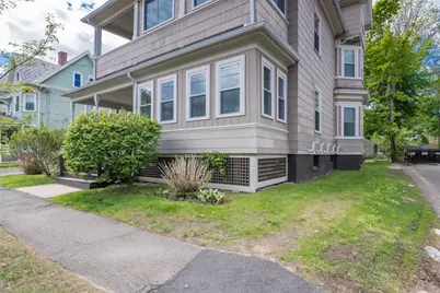 13 Munroe St, Northampton, MA 01060 - Photo 3