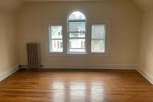 13 Munroe St, Northampton, MA 01060 - Photo 11