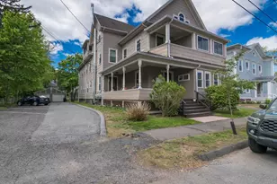 13 Munroe St, Northampton, MA 01060 - Photo 1