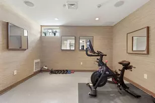 34 Coffey St, Boston, MA 02122 - Photo 31