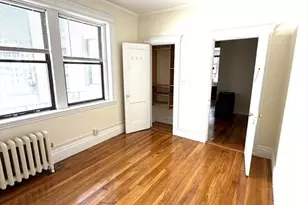 56 Charlesgate E, Boston, MA 02215 - Photo 3