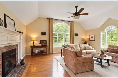 571 Northfield Rd, Lunenburg, MA 01462 - Photo 13