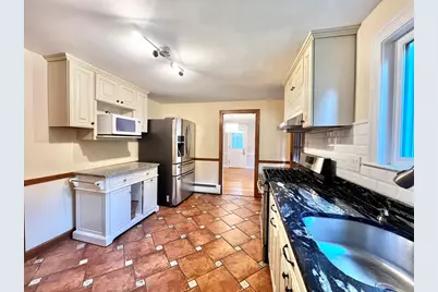 85 Alba Rd, Wellesley, MA 02481 - Photo 9