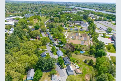 84 Fowler Rd, Lowell, MA 01854 - Photo 41
