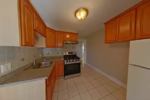 86 Greene St, Quincy, MA 02170 - Photo 3