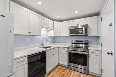 189 Littleton Rd #7, Chelmsford, MA 01824 - Photo 3
