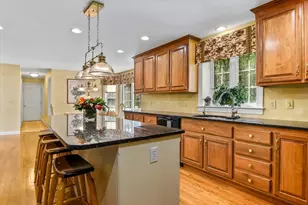 4 Dorset Dr, Walpole, MA 02032 - Photo 11