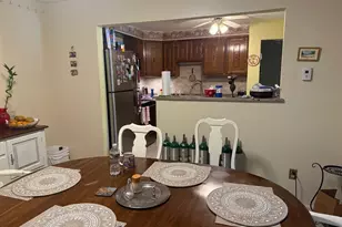 141 Essex St, Saugus, MA 01906 - Photo 7
