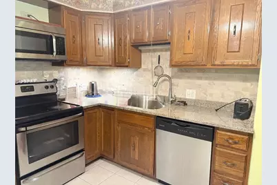 141 Essex St #B2, Saugus, MA 01906 - Photo 3