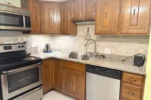 141 Essex St, Saugus, MA 01906 - Photo 3