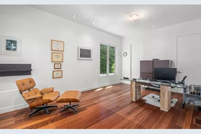 17 Edge Hill Rd, Newton, MA 02467 - Photo 13
