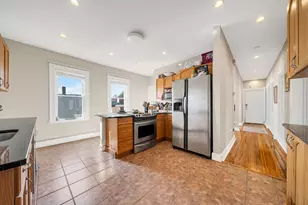 154 Fellsway W, Medford, MA 02155 - Photo 5