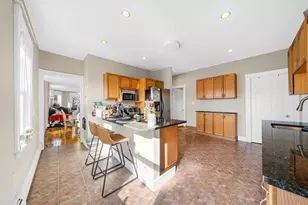 154 Fellsway W, Medford, MA 02155 - Photo 7