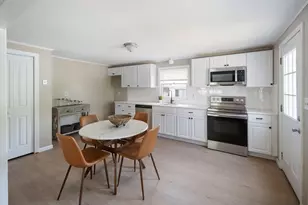83 Merrimac St, Woburn, MA 01801 - Photo 5