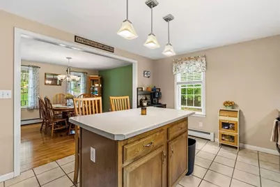 82 H Foote Rd, Charlton, MA 01507 - Photo 9