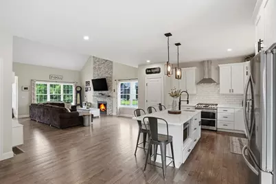 193 Tess Abigail Lane, Swansea, MA 02777 - Photo 9
