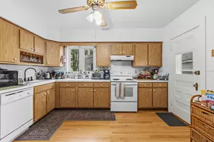 32 Milton St, New Bedford, MA 02740 - Photo 13