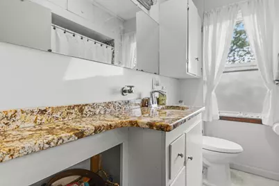 32 Milton St, New Bedford, MA 02740 - Photo 25