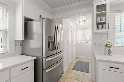 44 Chickatabot Rd, Quincy, MA 02169 - Photo 15