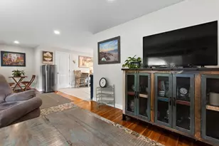 9 Cole Ave, Gloucester, MA 01930 - Photo 7