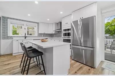 12 Lakeview Ave, Reading, MA 01867 - Photo 13