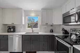 3 Franklin St, Provincetown, MA 02657 - Photo 7