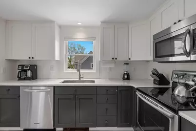 3 Franklin Street #Unit 2, Provincetown, MA 02657 - Photo 7