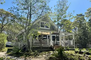 299 Daggett Ave, Tisbury, MA 02568 - Photo 1