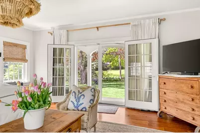 16 Prospect Street, Dartmouth, MA 02748 - Photo 13