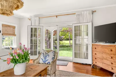 16 Prospect Street, Dartmouth, MA 02748 - Photo 13