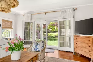 16 Prospect St, Dartmouth, MA 02748 - Photo 13