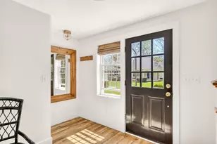 16 Prospect St, Dartmouth, MA 02748 - Photo 27