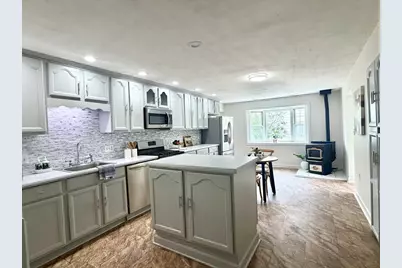 361 Proctor Ave, Revere, MA 02151 - Photo 11