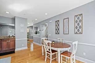 171 H St, Boston, MA 02127 - Photo 3
