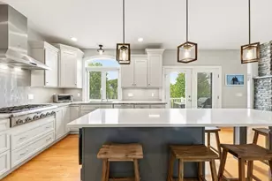 14 Amber Dr, Wrentham, MA 02093 - Photo 9