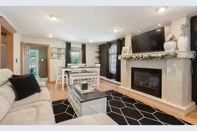 32 Mohill Ave, Swansea, MA 02777 - Photo 17