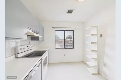 3920 Mystic Valley Pkwy #118, Medford, MA 02155 - Photo 3