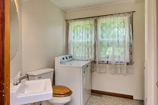 4 Petticoat Hill Rd, Williamsburg, MA 01096 - Photo 11