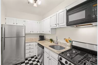 133 Marlborough St #8, Boston, MA 02116 - Photo 5