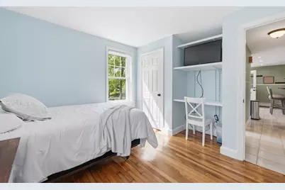 24 Pleasant St, Chelmsford, MA 01824 - Photo 15