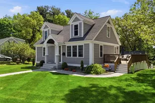 24 Pleasant St, Chelmsford, MA 01824 - Photo 39