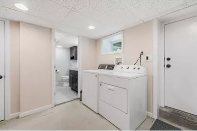 24 Pleasant St, Chelmsford, MA 01824 - Photo 27