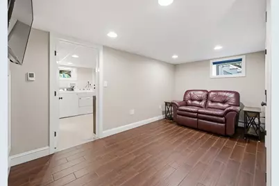 24 Pleasant St, Chelmsford, MA 01824 - Photo 29