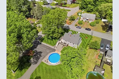 24 Pleasant St, Chelmsford, MA 01824 - Photo 3