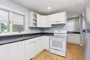17 West St, Brockton, MA 02301 - Photo 5