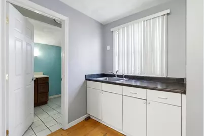 17 West Street, Brockton, MA 02301 - Photo 7